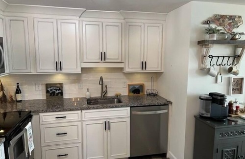 Sugar Mountain Condo | Sugar In The Sky - Quiet End Unit w/Air Conditioning & Work Space