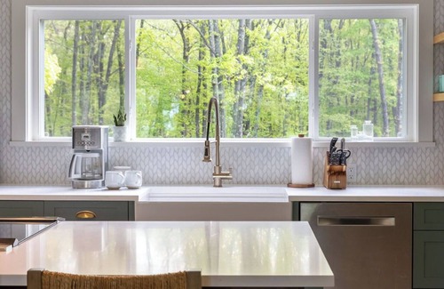Hollowville House | Sugar Mtn House: Pool +Mtn Views. Serene Woodlands