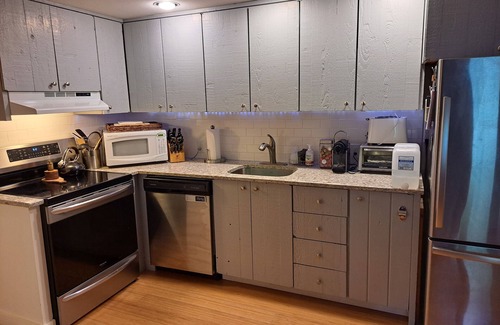 Waitsfield Condo | Sugarbush Mt Ellen Slope-side Condo with fireplace, pool, hot tub, sauna
