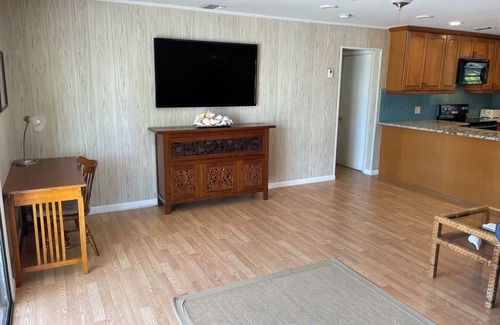 Sugarloaf Shores House | Sugarloaf Shores Wide Canal 3/3 Waterfront w/100 ft Seawall in Quite Community.
