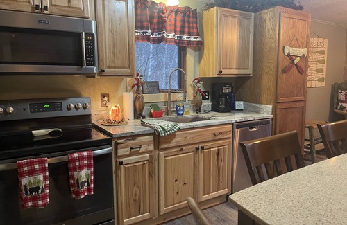 Moultonborough House | Suissevale beach private community 4bed 3 bath 2700 Sq. Ft. Sleeps 8