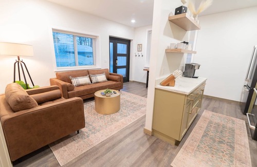 Palmer Apartment | Suite 03 Downtown Palmer
