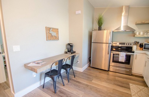 Palmer Apartment | Suite 07 Downtown Palmer