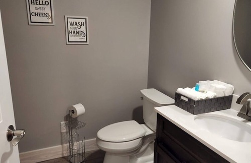 Rawl Apartment | Suite 1 @ Ridge Runners ~ 1 mile to Hatfield McCoy Trail Head #10