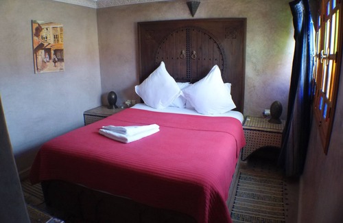 Ain Azlitan Bed & Breakfast | Suite 2/3 Pax, Riad Layalina Fez: Pool, 360° View & Free Secure Parking at Foot