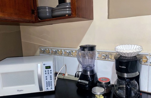 San Pedro Sula Apartment | Suite 2 Hab, 2 Baños, 3 Camas, Sala, Comedor, Cocina, Sofá Cama y Parqueo