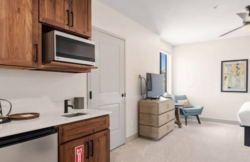 Garden City Apartment | Suite 202 @ Water's Edge Resort