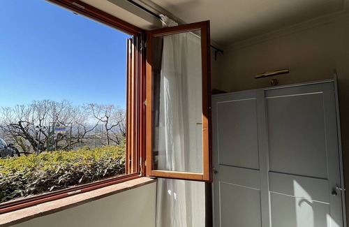 Arezzo Apartment | suite apartment in residence with swimming pool in the Tuscan countryside.