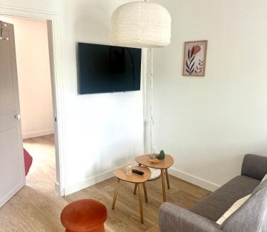 Chateauneuf-du-Faou Apartment | Suite Ar Menez Du