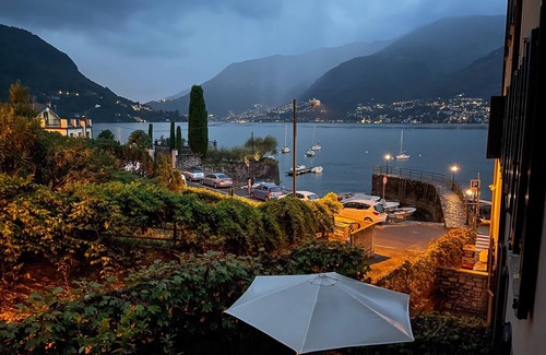 Riva Apartment | Suite "Arborella" at 2 steps from the lake - Resort with lounge bar, swimming pool and beach