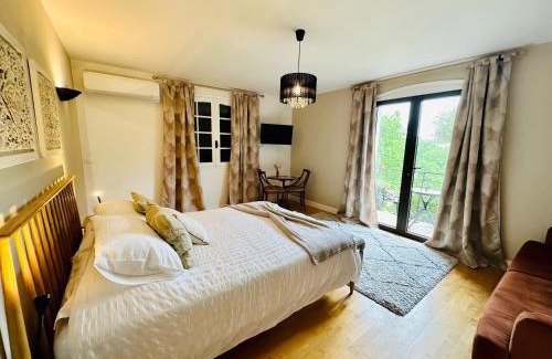 Laujuzan Apartment | Suite Armagnac, relaxing gite near Nogaro