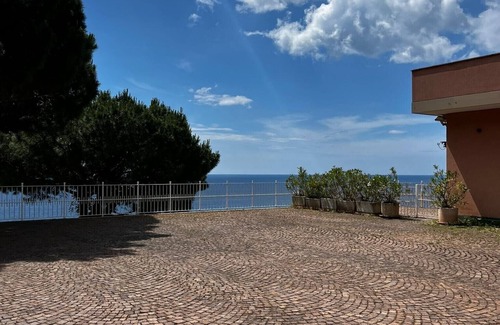 Varazze House | Suite Crudi On the Sea
