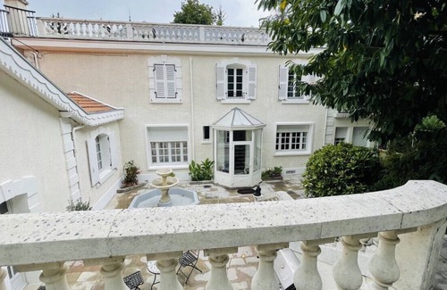 Aubin Bed & Breakfast | Suite de luxe N° 3 in a park of one hectare