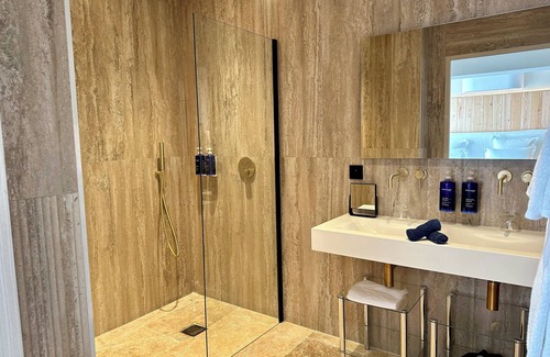 Cote Landaise Apartment | Suite Duplex Terrace Jacuzzi - Les Vagues Hôtel & Spa
