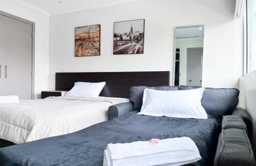 Las Penas Apartment | Suite elegante con piscina y jacuzzi - RiverFront 2