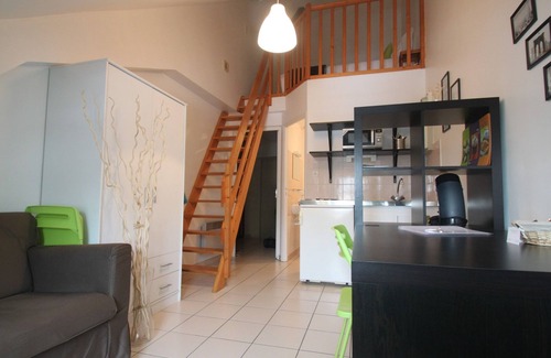 Ancenis Apartment | Suite en Duplex - Vue sur Château