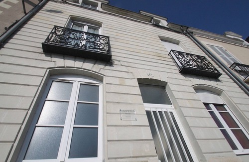 Ancenis Apartment | Suite en Duplex - Vue sur Château