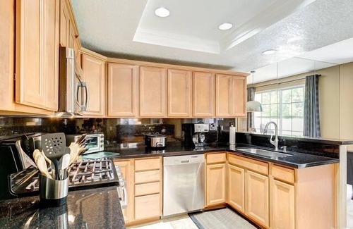 Tustin House | Suite Escape@Tustin Ranch! Extended Stay, Designed For Transitions.