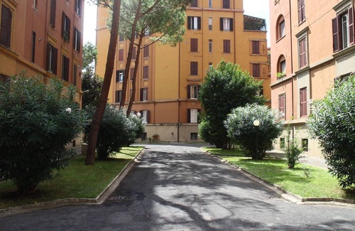 Flaminio Apartment | Suite for 6 people! Center of Rome! Baby gratis!