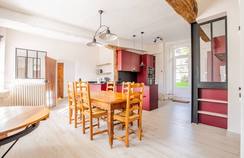 Villiers-le-Bacle Bed & Breakfast | SUITE FOUJITA