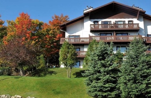 Mont-Tremblant Apartment | Suite front view on lake tremblant &mountain