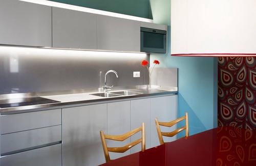Riva Apartment | Suite "Gardone" at 2 steps from the lake with panoramic view. Lounge bar and swimming pool