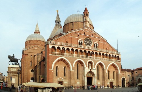 Historic Centre Apartment | Suite Home in the center of Padua a few steps from the heart of the city