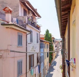 Pietrasanta Apartment | suite il vaticano
