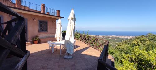 Coste Apartment | Suite in palmento d'epoca