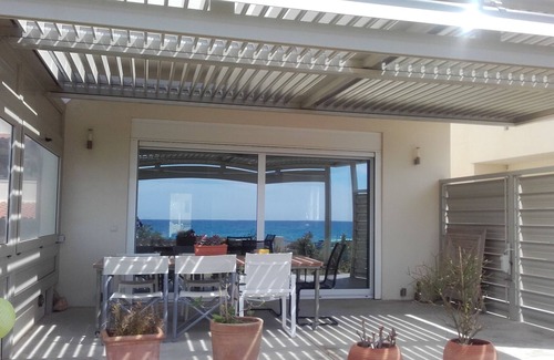 Kokinos Pirgos House | Suite Iris in South Crete. Ideal type of accommodation with amazing sea view