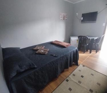 Parque Novo Jockey House | Suite Jockey 1