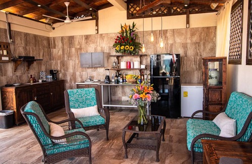 Esterito Bed & Breakfast | Suite Leonardo, luxury and comfort close to the malecon. Breakfast included