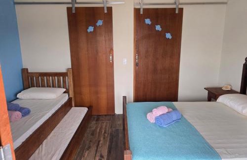 Ilhabela Historical Center House | Suite Mar