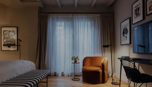De Weteringschans Bed & Breakfast | suite no 7, RENOVATED FEBRUARY 2025