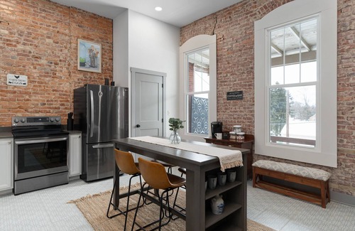 Millersburg Apartment | Suite on Jackson Walk to Shops & Dining