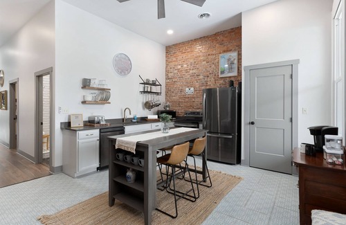 Millersburg Apartment | Suite on Jackson Walk to Shops & Dining