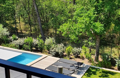 Gordes House | Suite Pagnol - King Size - Shower+Bath - Forest vi