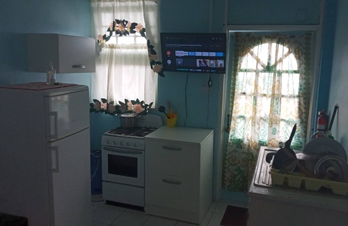 Mahaut House | Suite Pepper