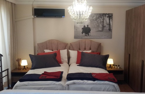 Moda House | Suite room. In the elite district of Kadikoy.