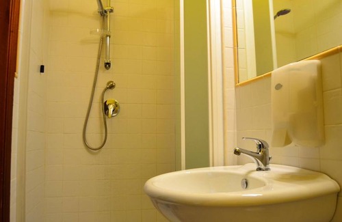 Caltanissetta Bed & Breakfast | Suite Rosa - B&b S - Elia