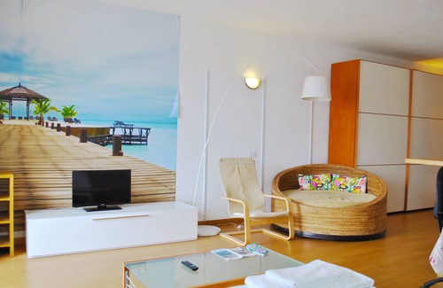 Argegno Apartment | Suite - Silver Lake Residence front lake with private garage