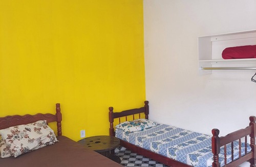 Estufa II House | Suite Ubatuba-amarela
