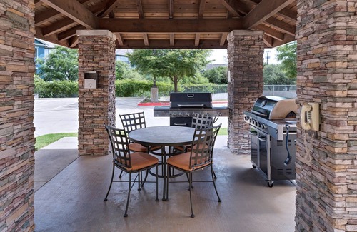 McNeil Condo | Suite with Air-Conditioning, Outdoor Pool Access, Free Breakfast + More!