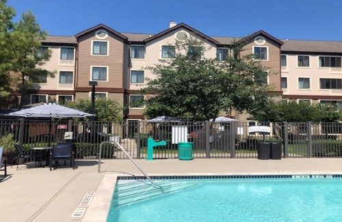 Energy Corridor Condo | Suite with Pool Access, Free Shuttle, Buffet Breakfast + 24h Business Center
