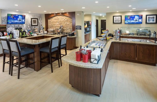 West Omaha Condo | Suite with Pool | Business Essentials