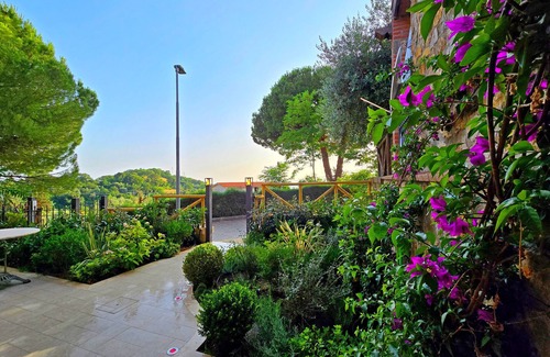 Manciano Apartment | Suite with private outdoor space and garden view