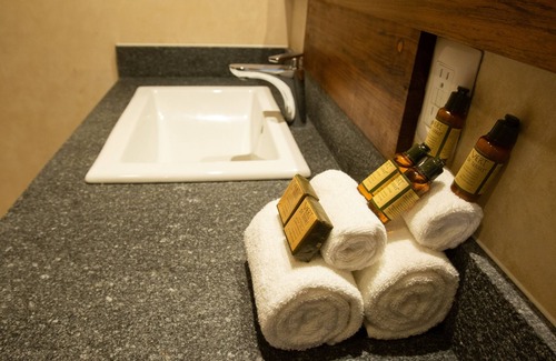 Zama Hotel | Suite with two bedrooms, fully equipped, terrace and overlooking the gardens
