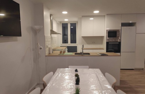 Avinguda de Carlemany Apartment | SUITEDREAMS - Pollancre 23