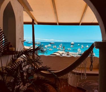 Puerto Baquerizo Moreno House | Suites Al Mar, en el malecón de San Cristóbal