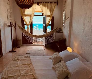 Puerto Baquerizo Moreno House | Suites Al Mar, en el malecón de San Cristóbal